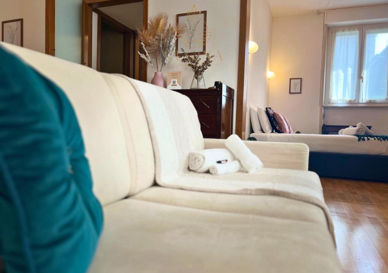 Regina Milano In Crocetta - Sky Tv, Wifi E Breakfast Box Apartman Kültér fotó